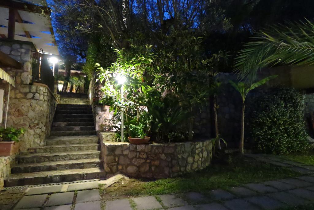 Villaggio Garden Park 卡梅罗塔的码头 外观 照片